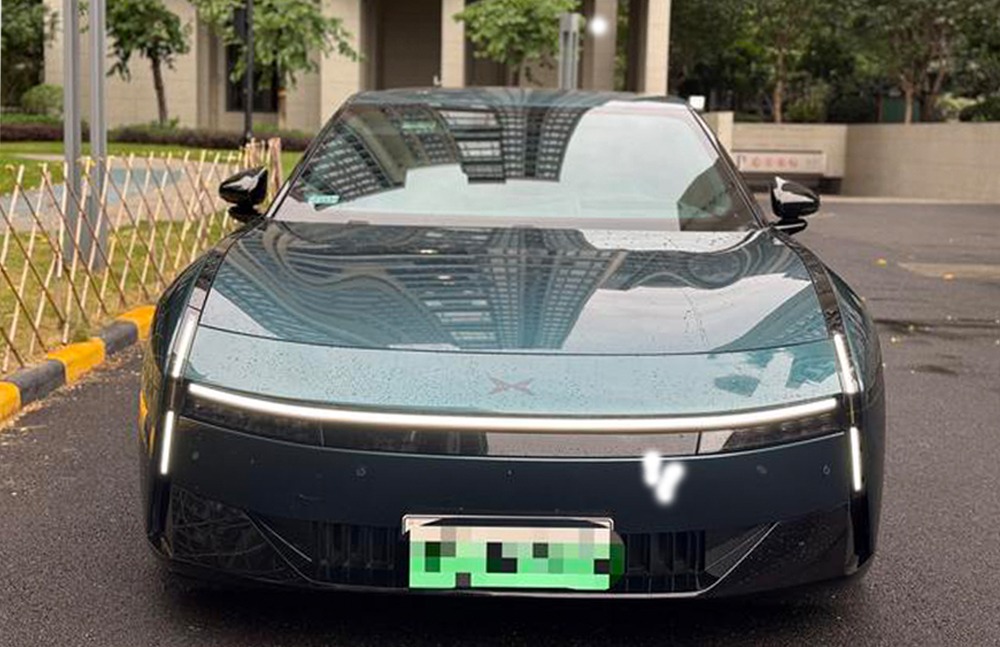 imgi_6_Xpeng p7 4 XPeng P7 2026 750 AWD High Performance Ultra – In Stock in China | EVOVED - Image 1